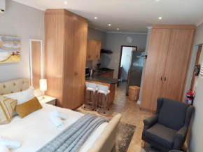 Graphite Luxury Apartment